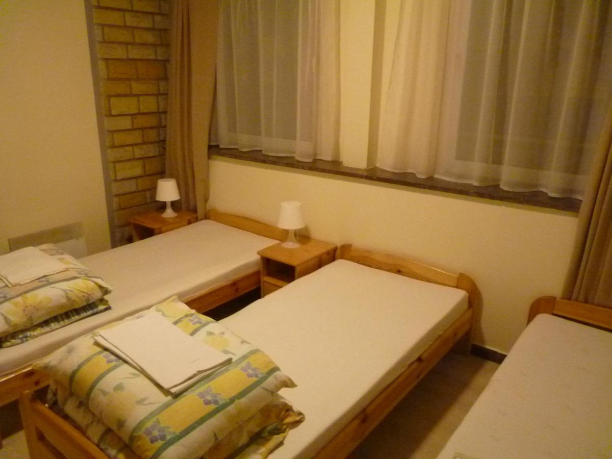 Osrodek Wypoczynkowy W Sosnowym Lesie Hotel Мендзиводзе Екстериор снимка